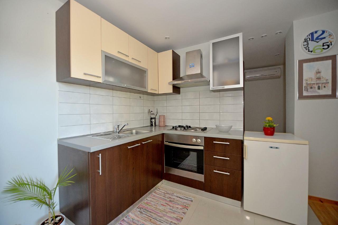 Apartment House Simoni With Pool, Zadar County Privlaka  Exterior foto
